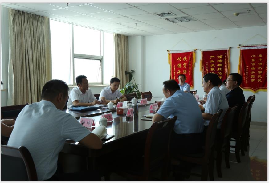 市國資委領(lǐng)導看望慰問(wèn)恒源熱力集團企業(yè)高質(zhì)量發(fā)展服務(wù)隊隊員